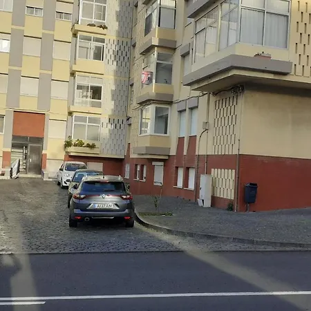 Cantinho Da Esmeralda * Ponta Delgada (Sao Miguel)